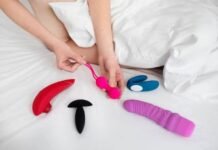 Double Ended Dildos: How to Choose the Right One for Your Needs Double Ended Dildos